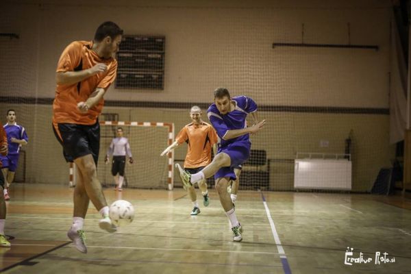 Víťazom nitrianskeho medziuniverzitného futsalového zápasu mužstvo UKF + fotografie
