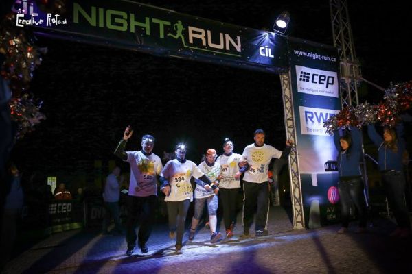 V Nitre sa bežal NIGHT RUN, BEH SO SLNIEČKOM a Chodecká Nitra + fotografie